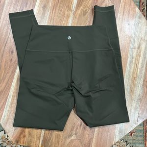 28” Lululemon Under Wunder leggings